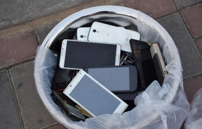 宁愿闲置也不卖,须解决好电子产品回收隐私安全